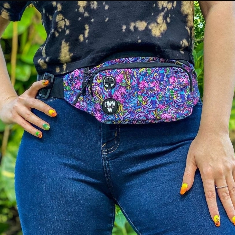 Chaya Av Art Fannypack